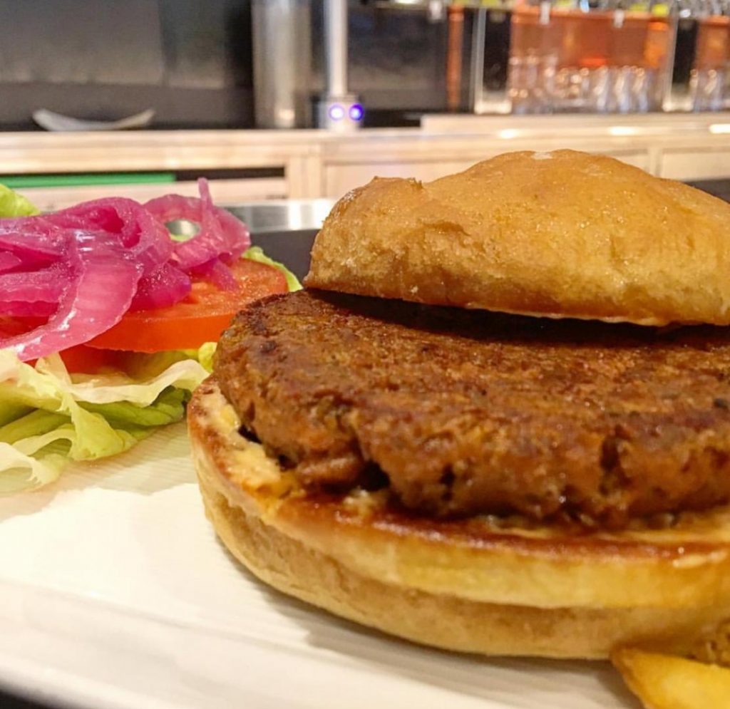 Where To Get Beyond Burger And Impossible Burgers In Las Vegas Whole Foods Lv Bar In Town Square Offers The Beyond Meat Burger As Well