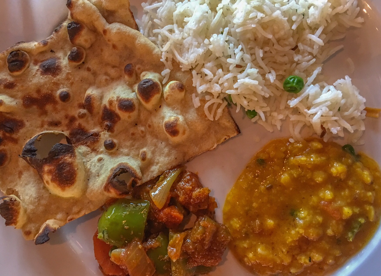 Looking for fantastic vegan Indian food in Las Vegas? Urban Turban, located near the Hard Rock Hotel, is your spot. For more vegan dining options in Las Vegas, visit www.vegansbaby.com